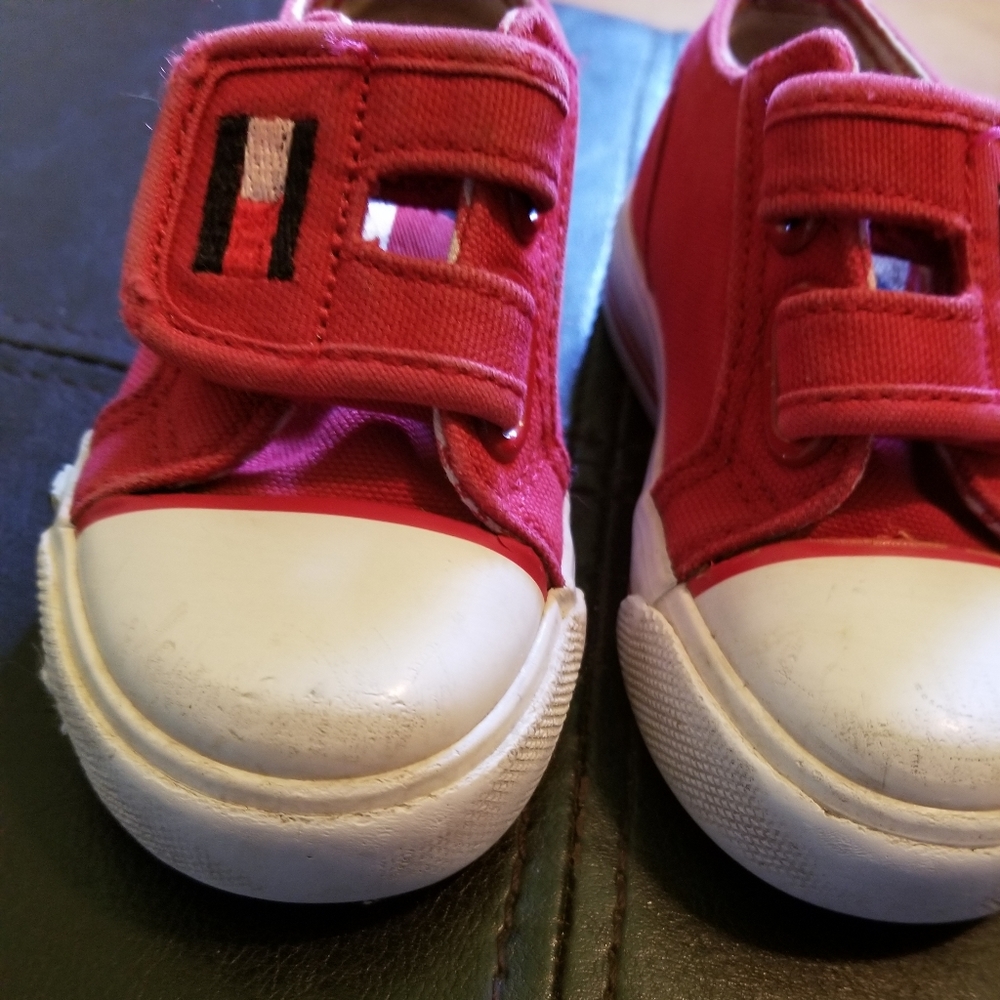 TOMMY HILFIGER Slip-on Sneakers (Size 6M=25cm) - Picture 15 of 16